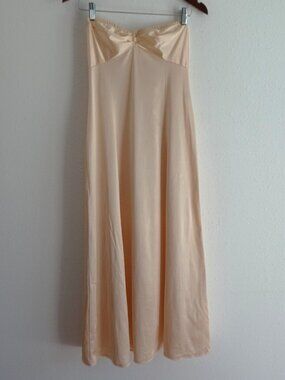 Vintage Vanity Fair Full Slip Women's Size 34 Beige Strapless Lingerie